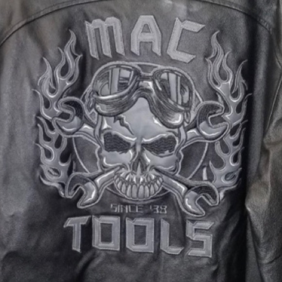 Meet your Posher, Ron - Picture 2 of 4